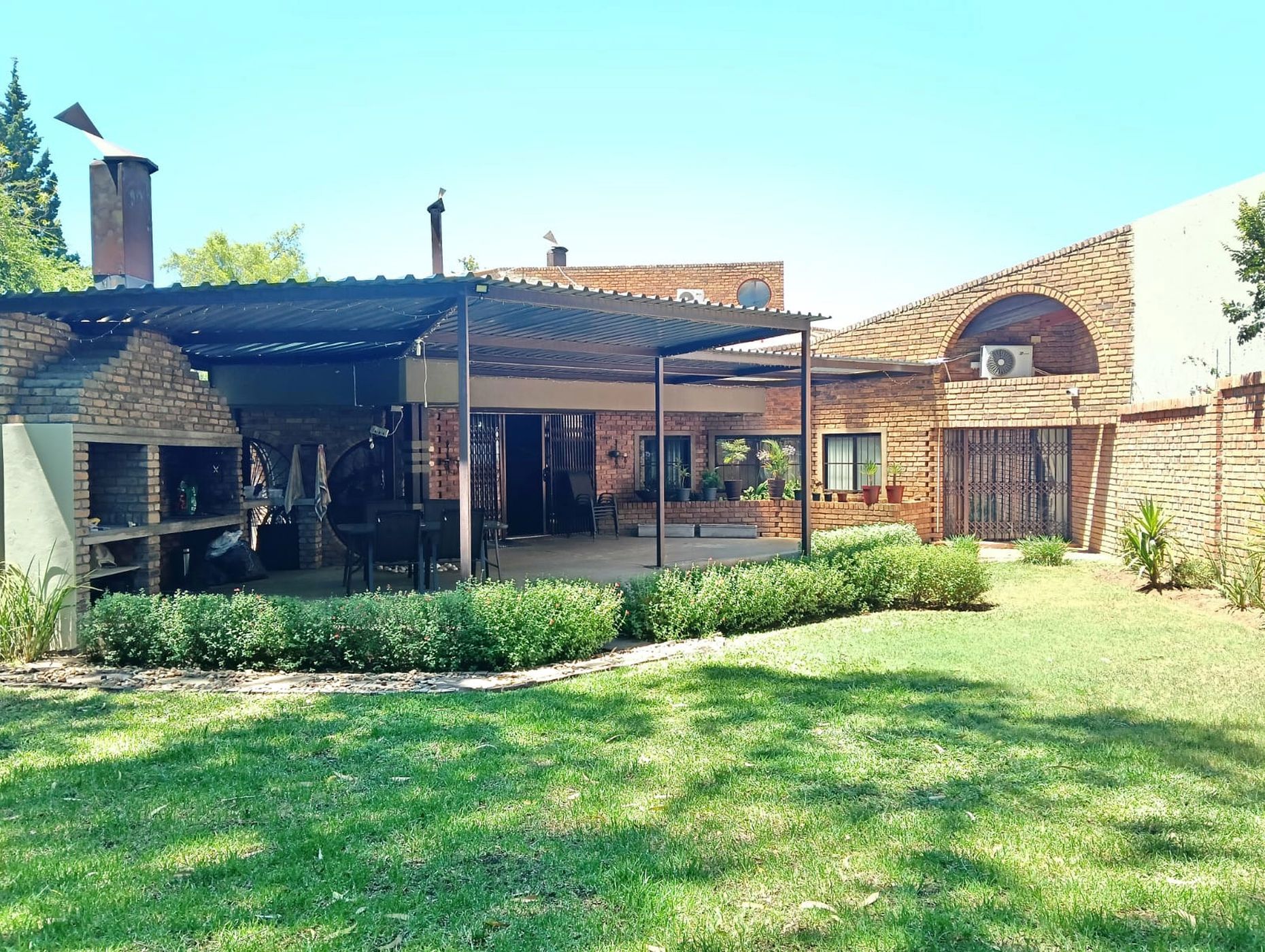 House to rent in Bayswater - 1BX1727367