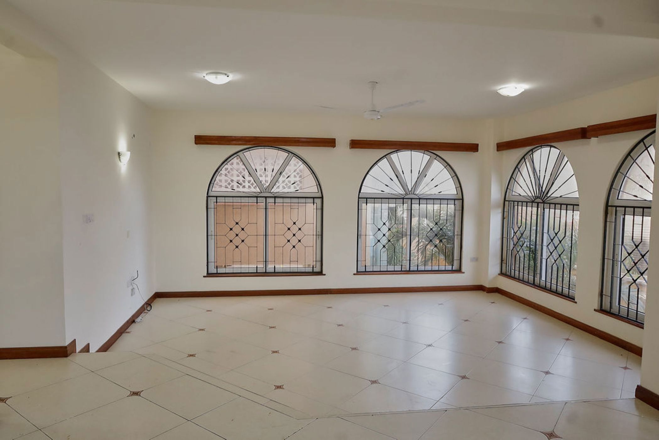 Apartment to rent in New Nyali, Kenya - 3KE1726024