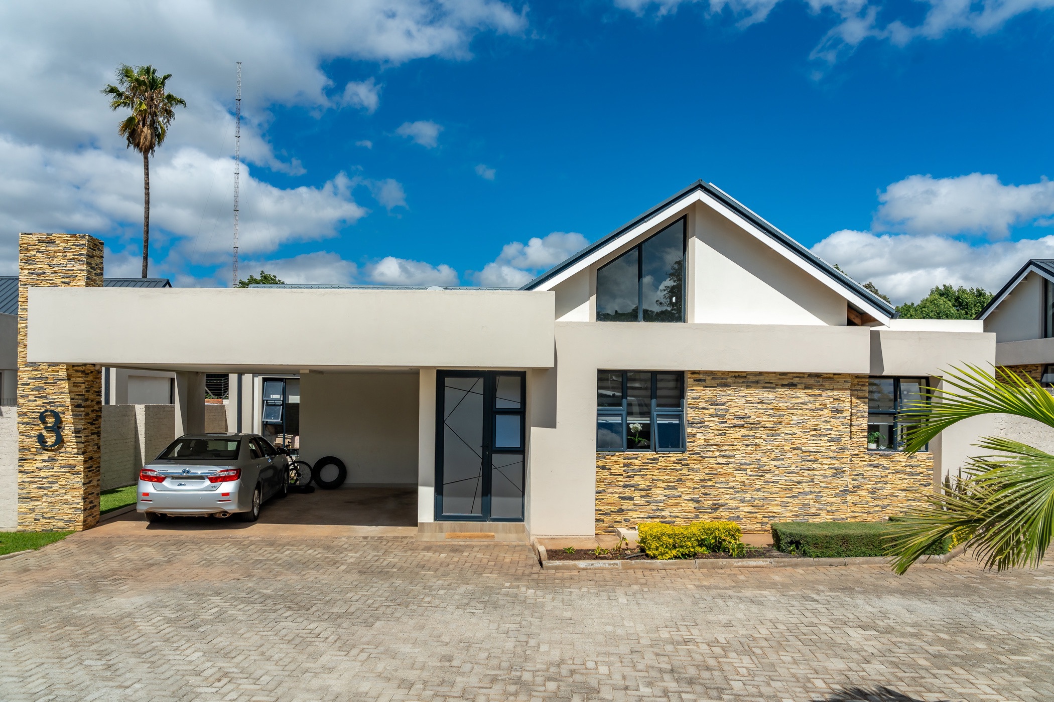 Townhouse for sale in Avondale West, Zimbabwe - 3ZB1724644