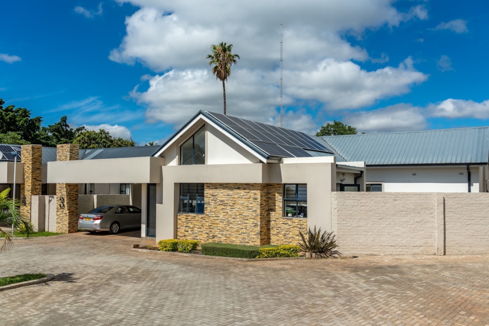 Townhouse for sale in Avondale West, Zimbabwe - 3ZB1724644