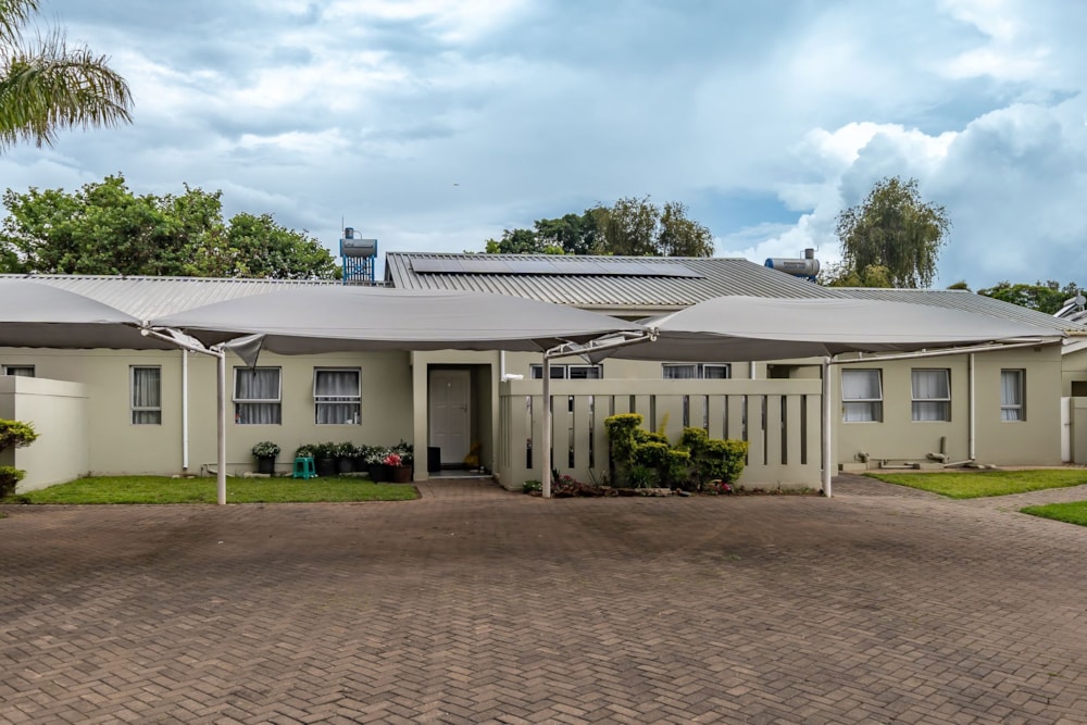 Cluster for sale in Newlands, Zimbabwe - 3ZB1725707