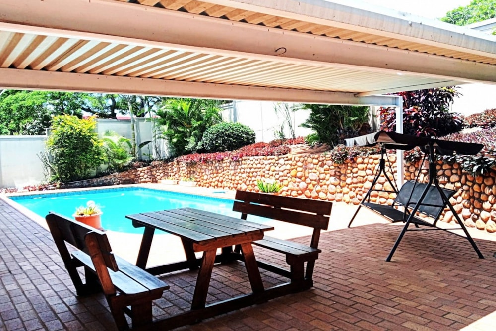 House for sale in Athlone Park - 1WB1726040