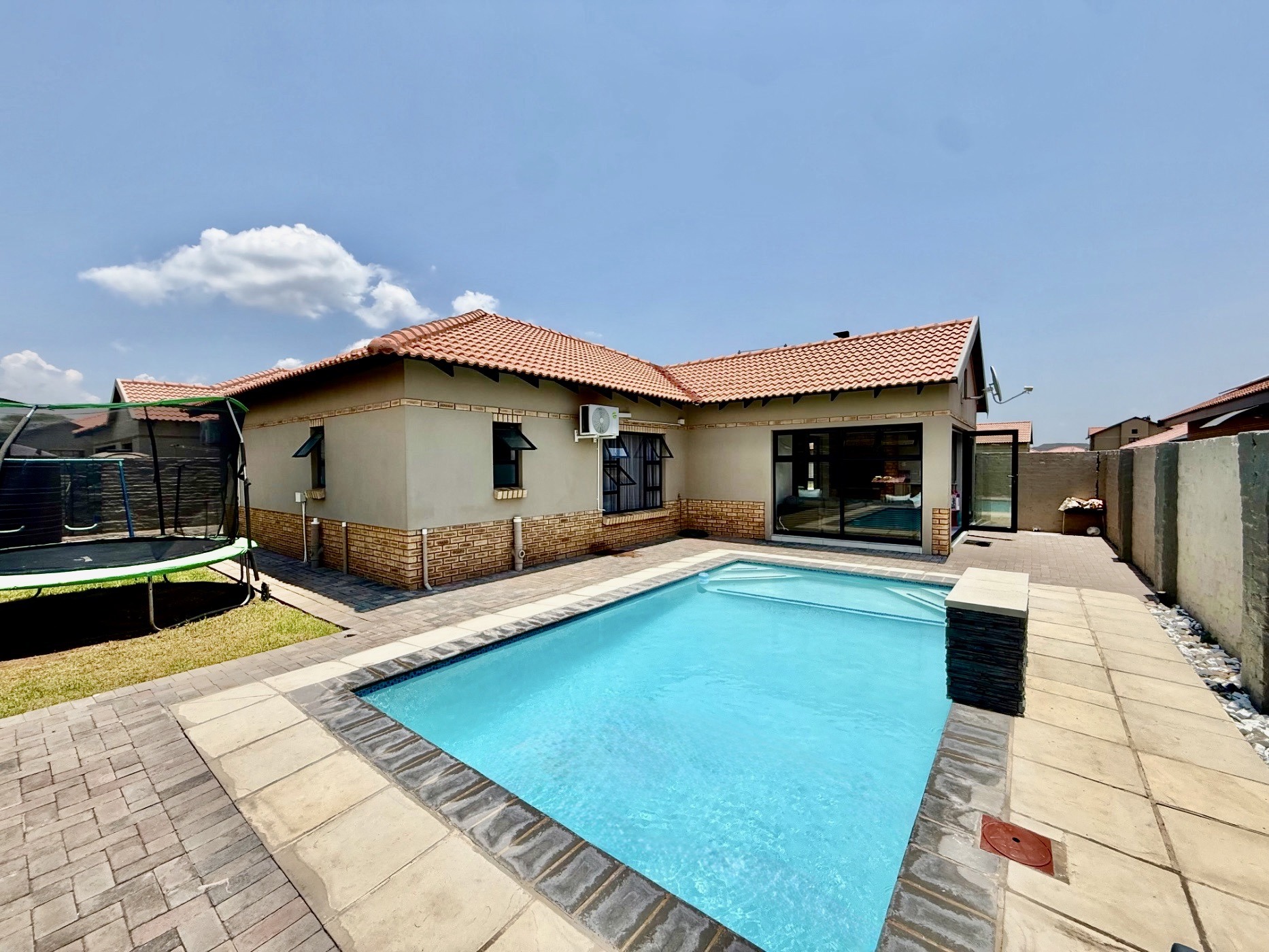 House for sale in Hexrivier Lifestyle Estate - 1RU1726186