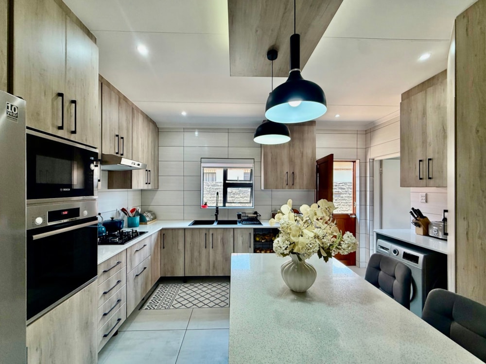 House for sale in Hexrivier Lifestyle Estate - 1RU1726186