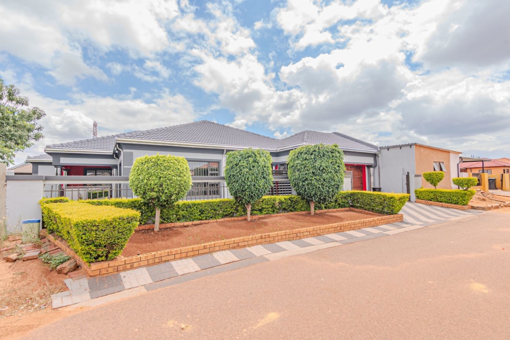 House for sale in The Orchards - PTM1727299