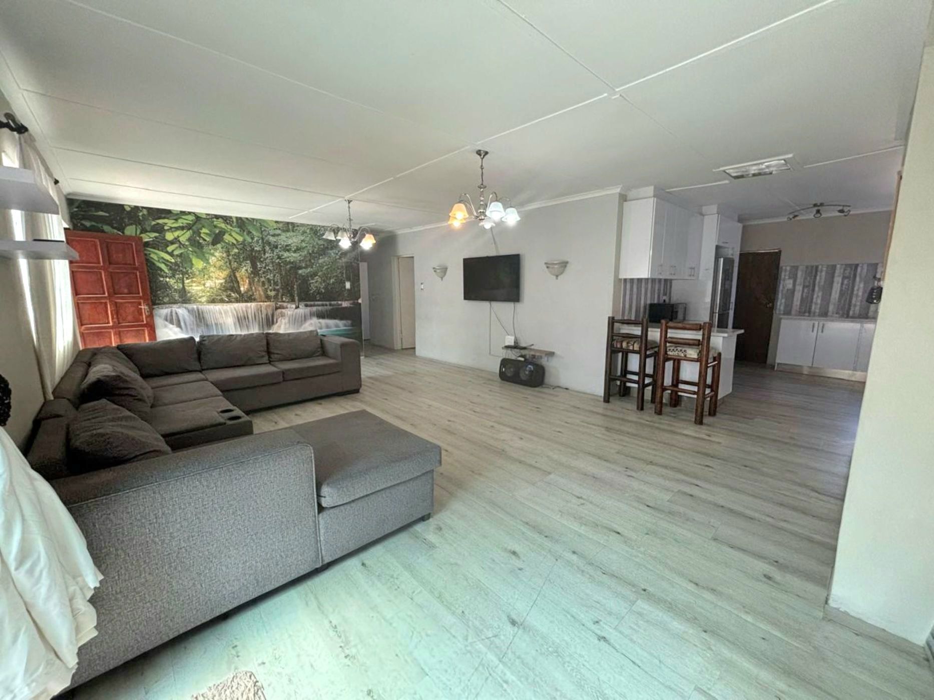 House for sale in Avon - 1AH1725695