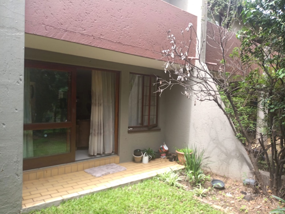 Apartment to rent in Sunninghill - FYL1725556