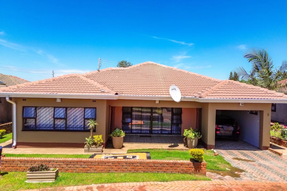 Cluster for sale in Meyrick Park, Zimbabwe - 3ZB1725644