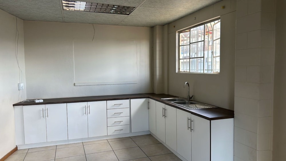 Apartment to rent in West End , Kimberley - 1KJ1725646 Apartment to rent in West End , Kimberley - 1KJ1725646