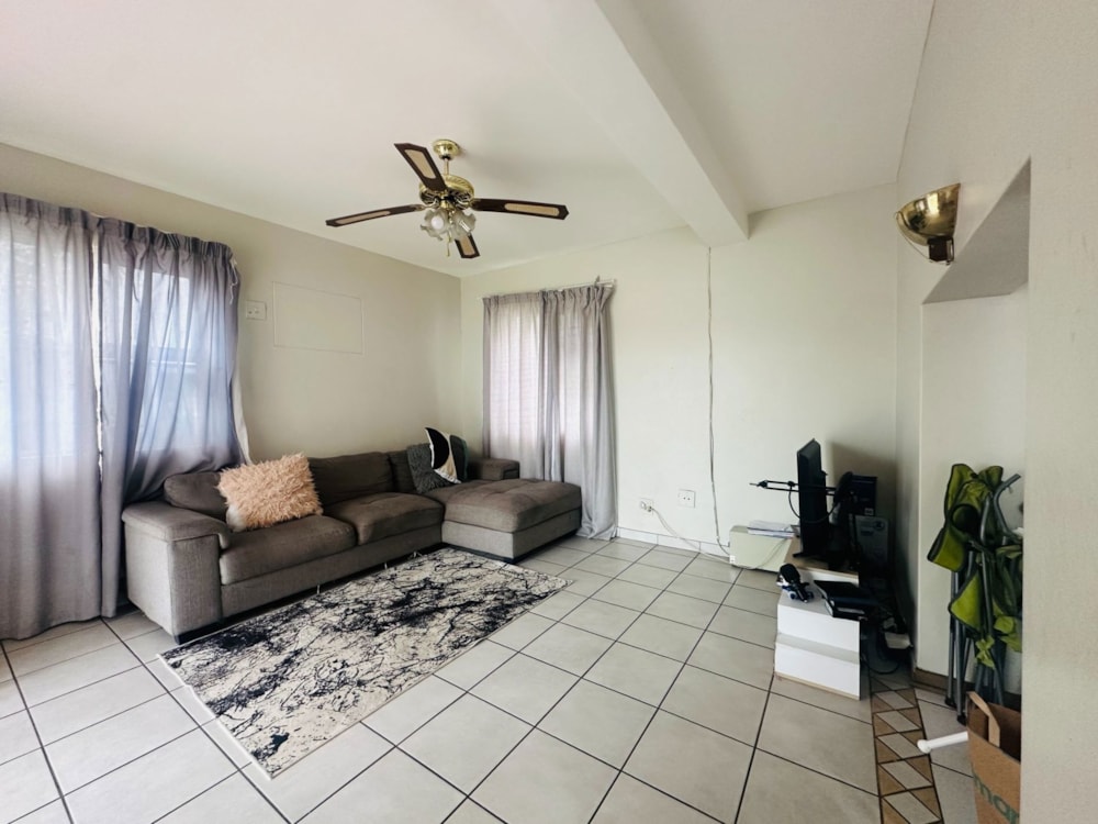 Townhouse to rent in Arboretum, Richards Bay - 1RY1725702