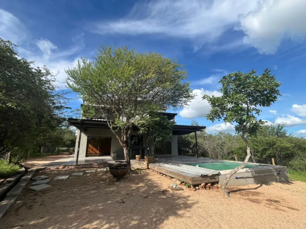Double-storey house let in Hoedspruit Wildlife Estate - 1HS1725809 Double-storey house let in Hoedspruit Wildlife Estate - 1HS1725809