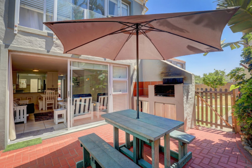 Townhouse for sale in Bayview, Hartenbos - 1MB1726517