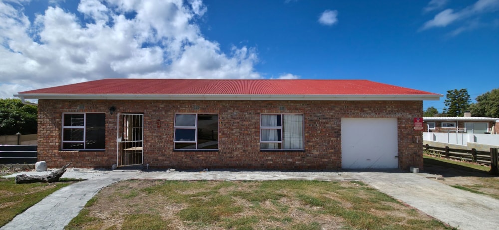 House for sale in Struisbaai - 1SW1725706