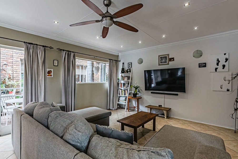 House for sale in Rooihuiskraal - CN1725789