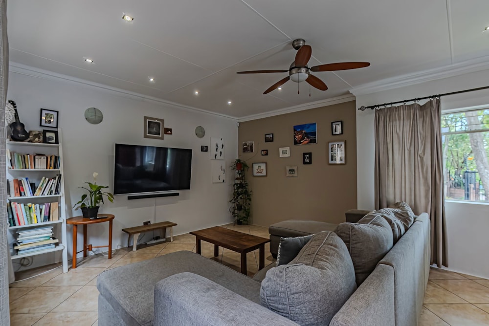 House for sale in Rooihuiskraal - CN1725789