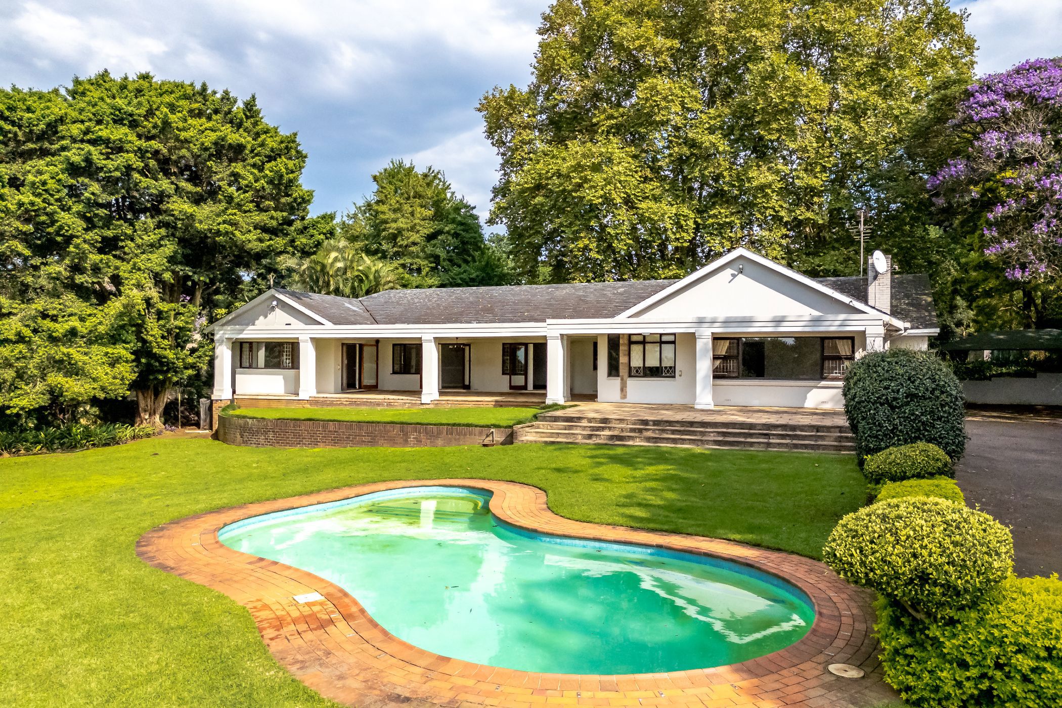 House to rent in Kloof - 1KF1725784