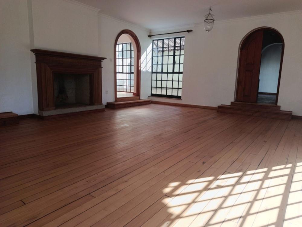 House to rent in Runda , Kenya - 3KE1725904