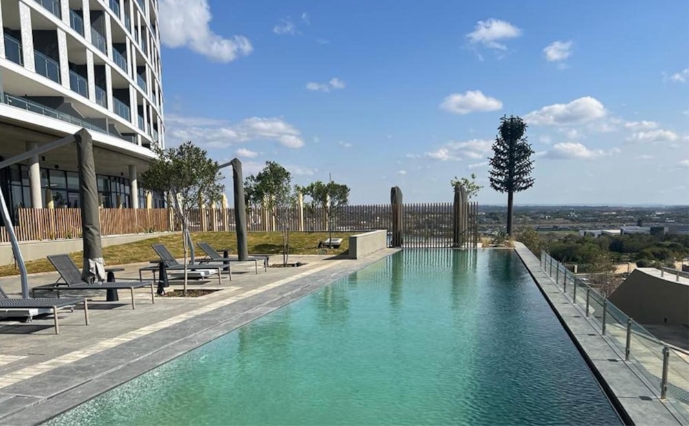 Apartment to rent in Waterfall, Midrand - MDL1725832