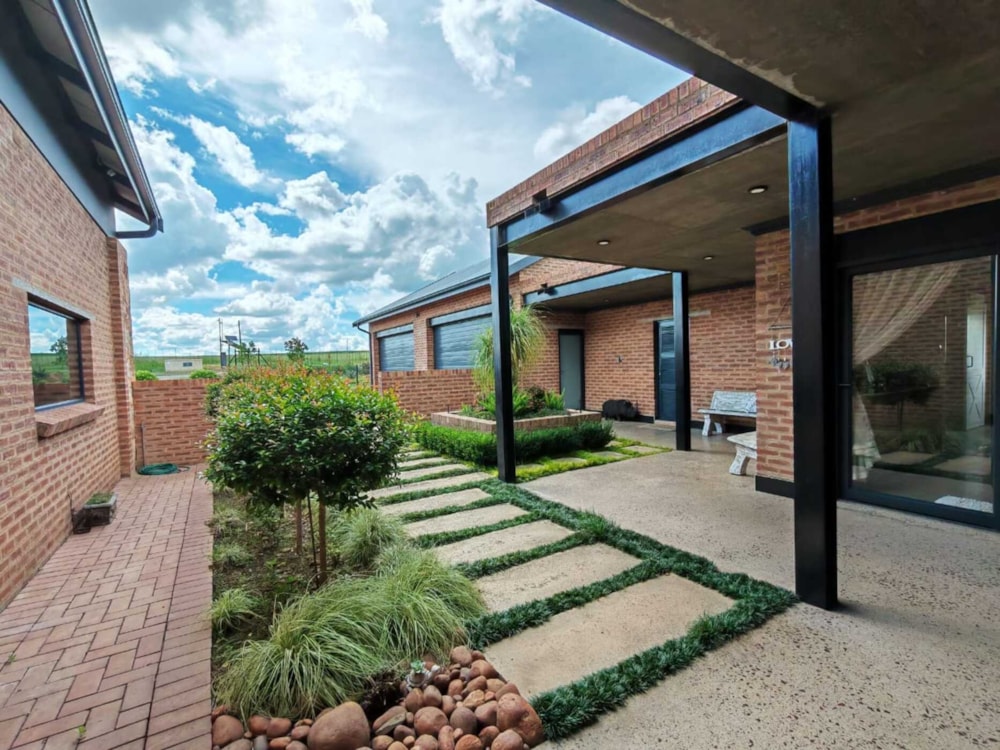 House for sale in Stoffberg - 1MD1725873 House for sale in Stoffberg - 1MD1725873