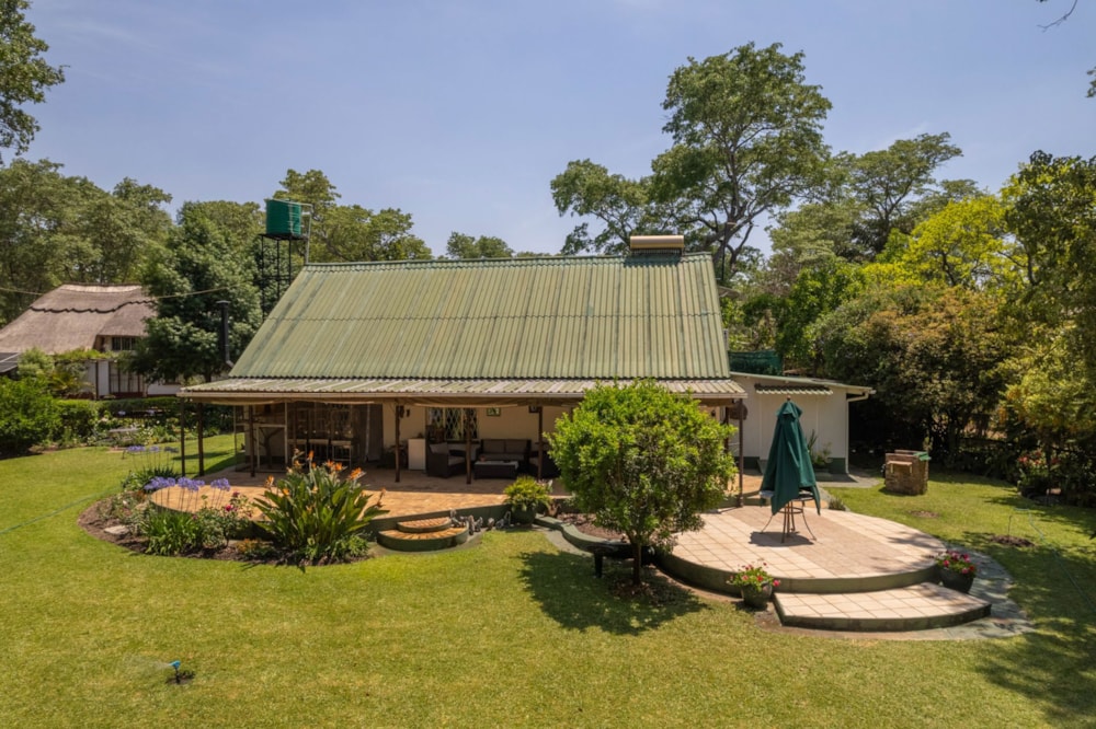 House for sale in Norton, Zimbabwe - 3ZB1725875 House for sale in Norton, Zimbabwe - 3ZB1725875