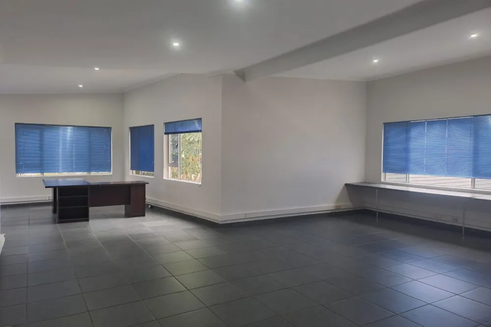 Commercial office let in Amanzimtoti - 1WB1725900 Commercial office let in Amanzimtoti - 1WB1725900