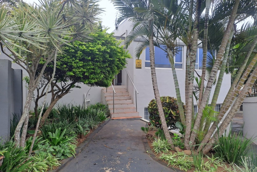 Commercial office to rent in Amanzimtoti - 1WB1725900