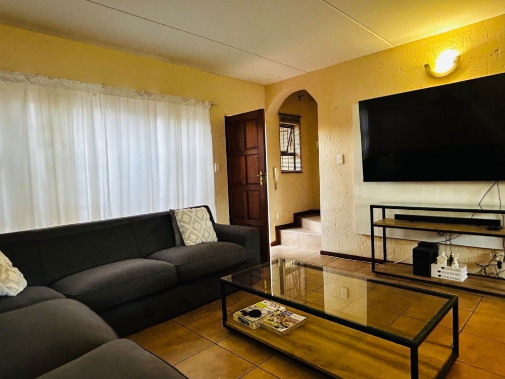 Double-storey cluster to rent in Three Rivers Proper - 1VT1725906