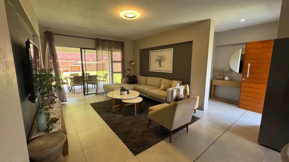 Security complex home for sale in Stonehenge - 1NS1725908