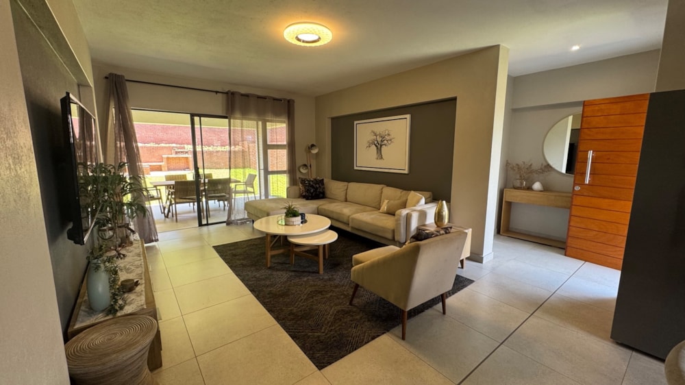 Security complex home for sale in Stonehenge - 1NS1725908