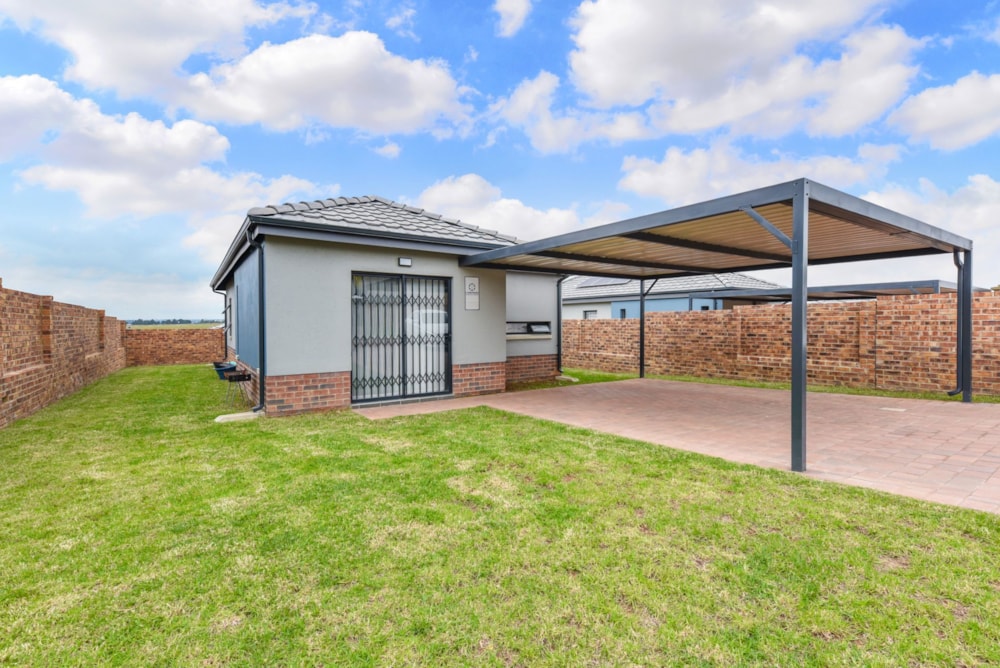 Single-storey house for sale in Lion Pride - FW1726201