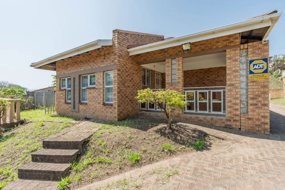 House for sale in Phoenix, KwaZulu-Natal - 1ND1727619 House for sale in Phoenix, KwaZulu-Natal - 1ND1727619