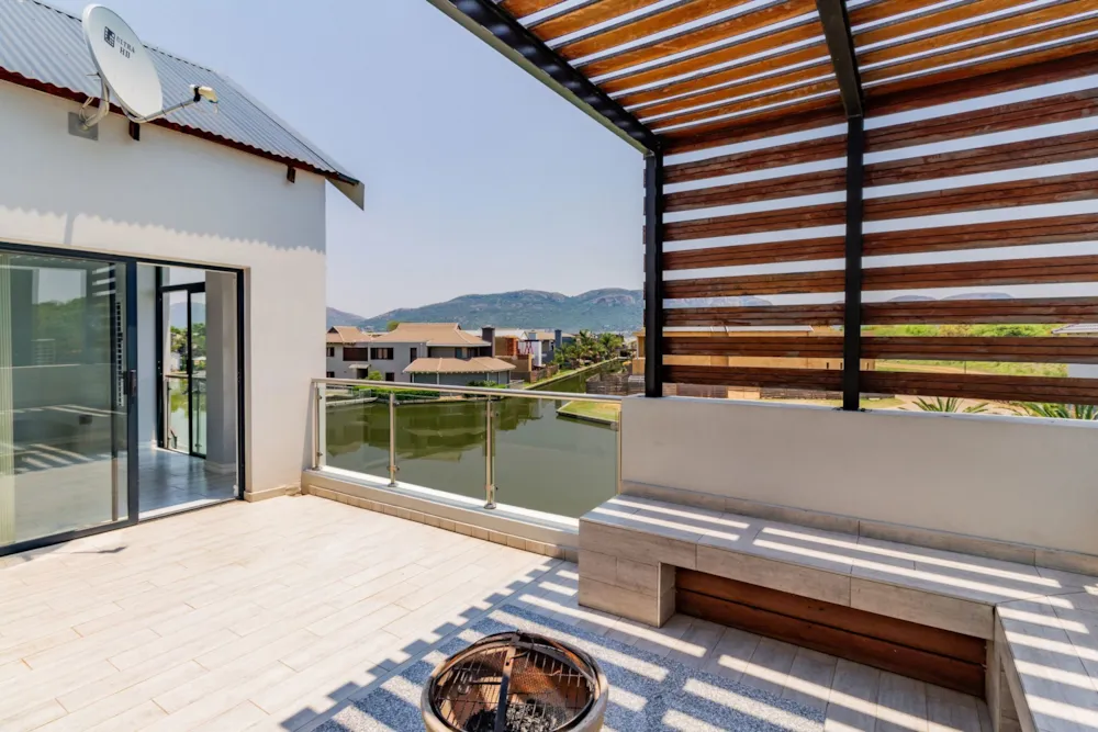 House let in The Islands Estate - 1HR1725953
