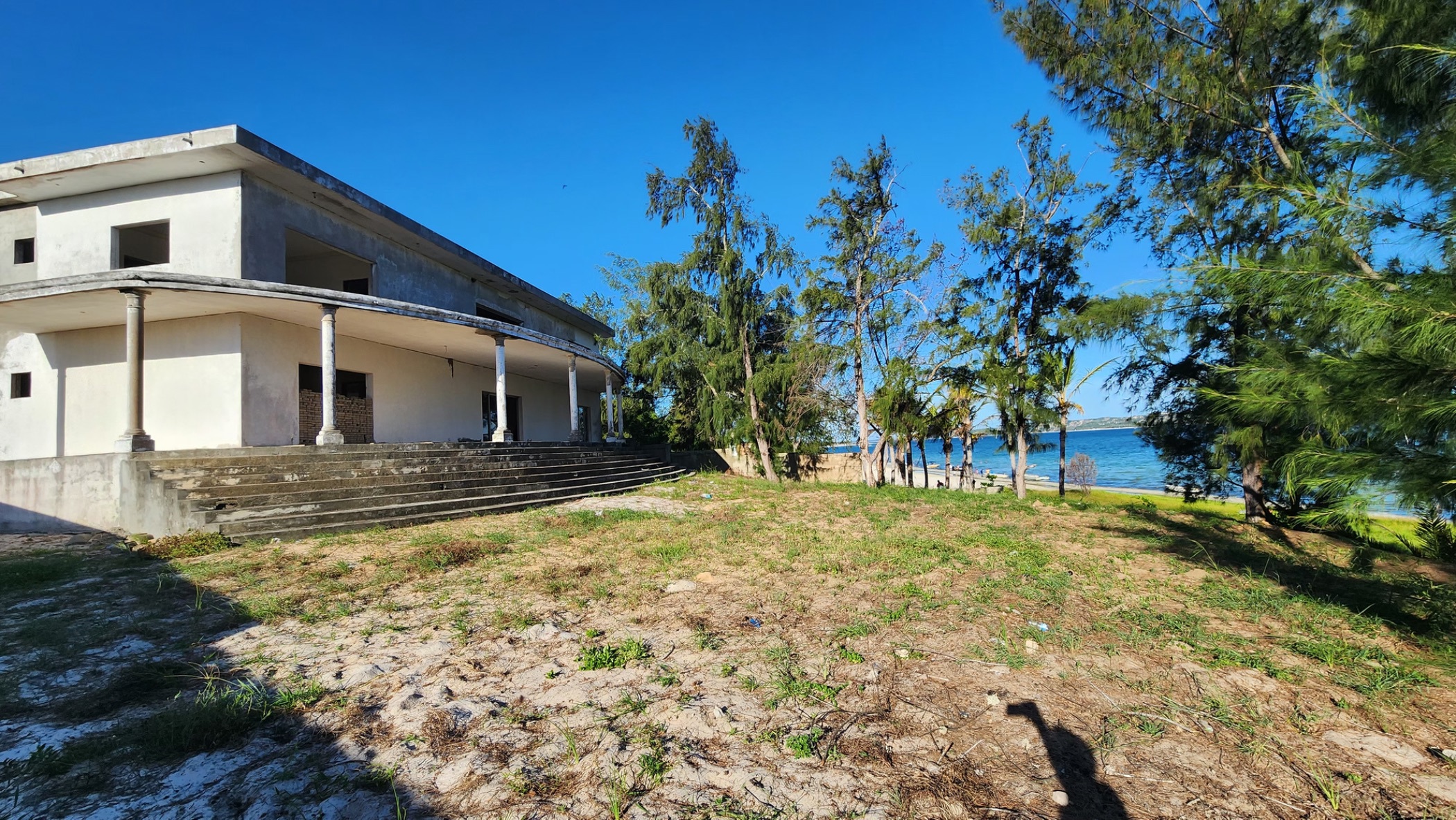 Beachfront villa for sale in Bilene, Mozambique - 3MQ1725959
