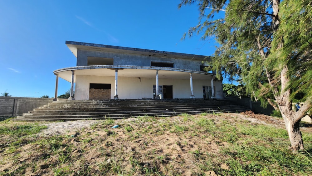 Beachfront villa for sale in Bilene, Mozambique - 3MQ1725959