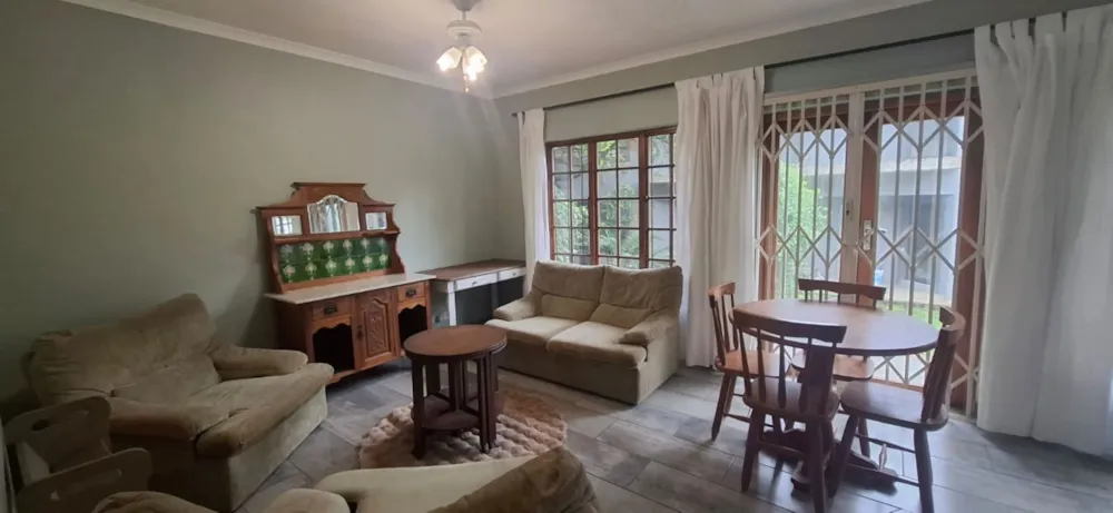 Garden cottage let in Kloof - 1KF1725970