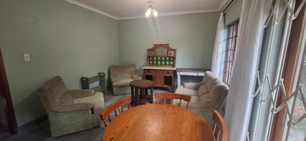 Garden cottage to rent in Kloof - 1KF1725970