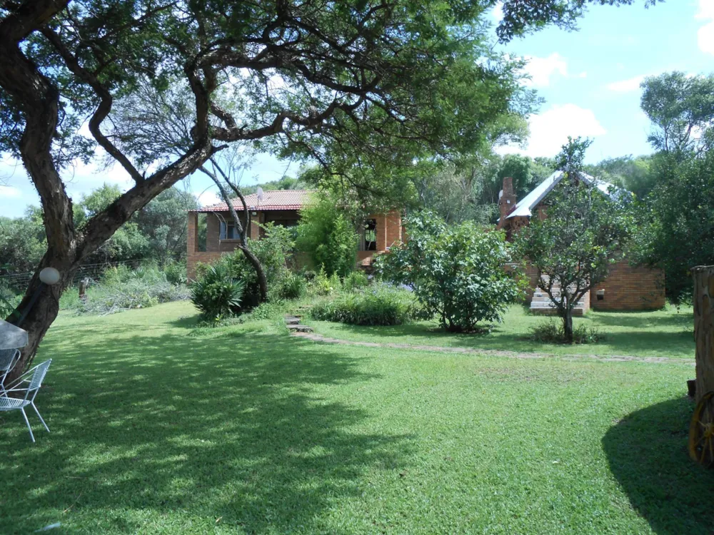 Mixed use farm for sale in Groot Marico - 1RU1726209 Mixed use farm for sale in Groot Marico - 1RU1726209