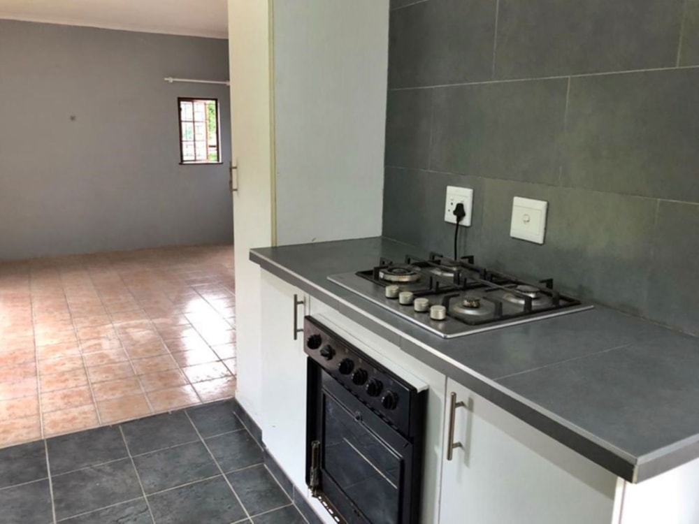 House to rent in Crestholme - 1KF1725975