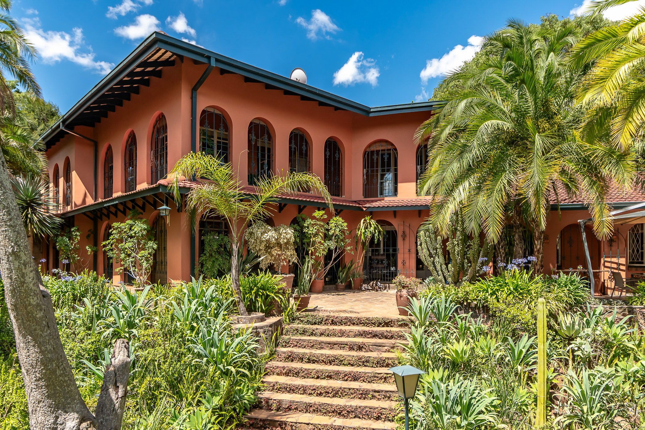 Double-storey house for sale in Greystone Park, Zimbabwe - 3ZB1725985