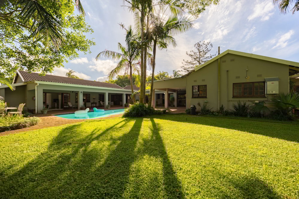 Bed & breakfast for sale in Hillcrest, Upper Highway - 1KF1726473