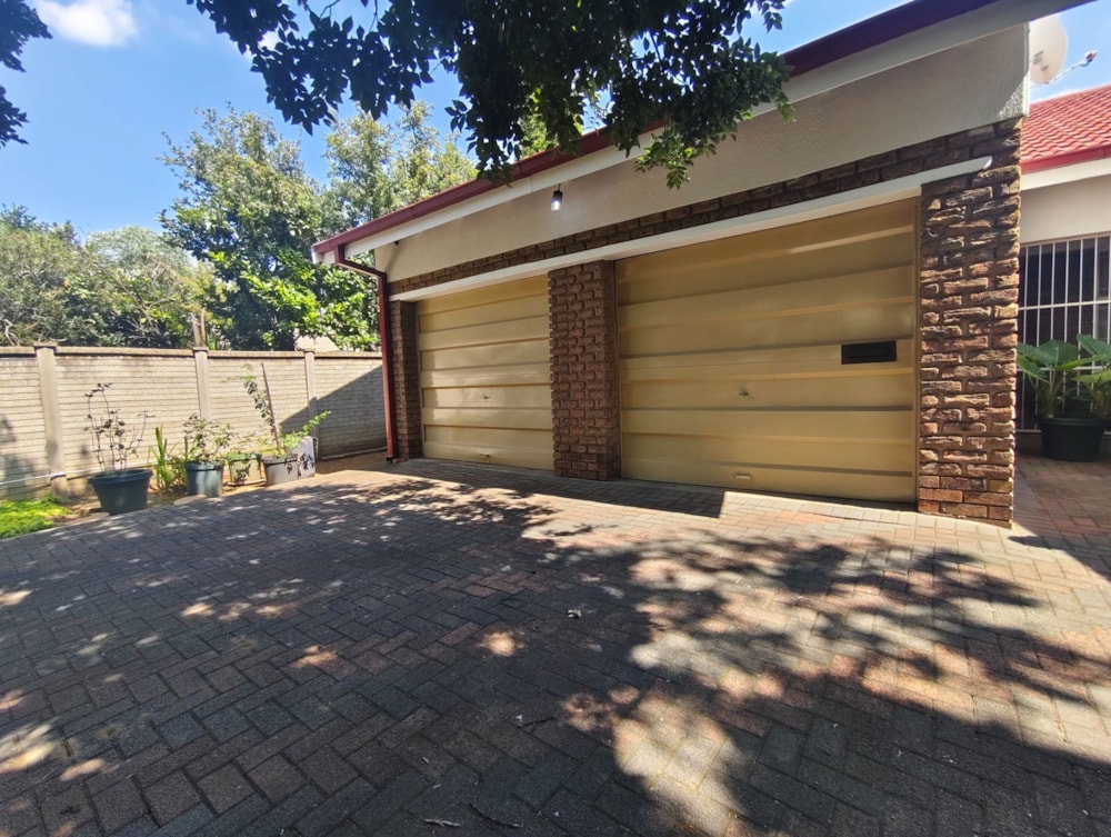 House for sale in Vanderbijlpark SE 2 - 1VT1726017