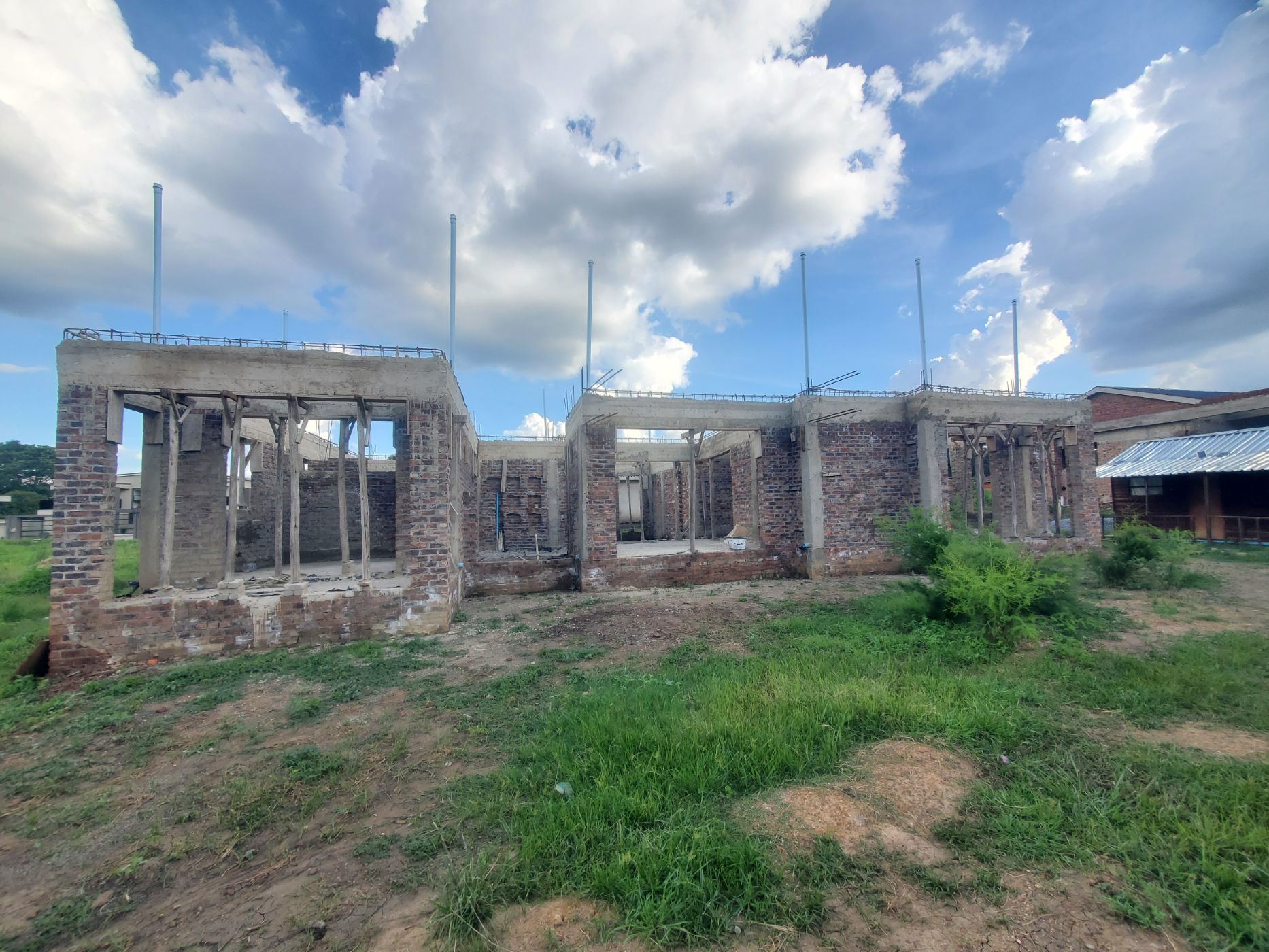 Double-storey cluster for sale in Quinnington, Zimbabwe - 3ZB1726067