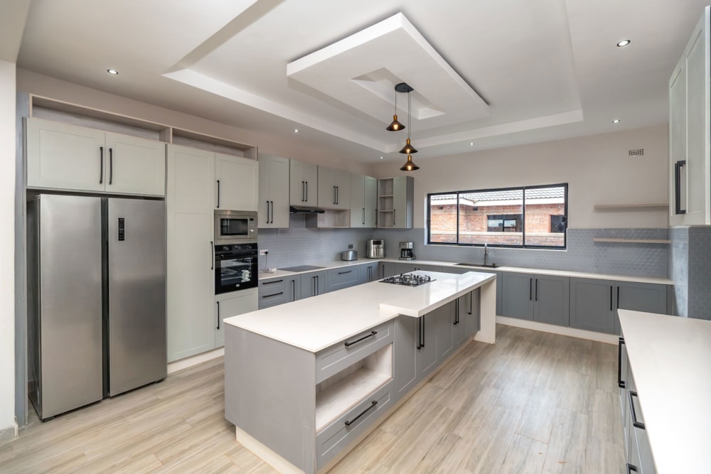 House for sale in Mt Pleasant Heights, Zimbabwe - 3ZB1726084 House for sale in Mt Pleasant Heights, Zimbabwe - 3ZB1726084