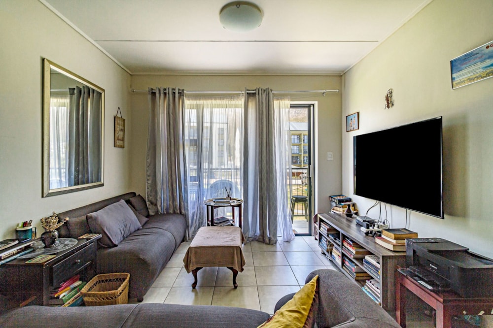 Apartment for sale in Admirals Park - SW1726167