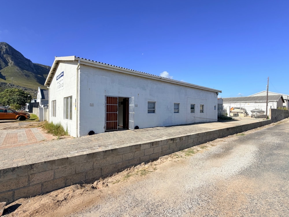 Commercial industrial property for sale in Kleinmond - KN1728066