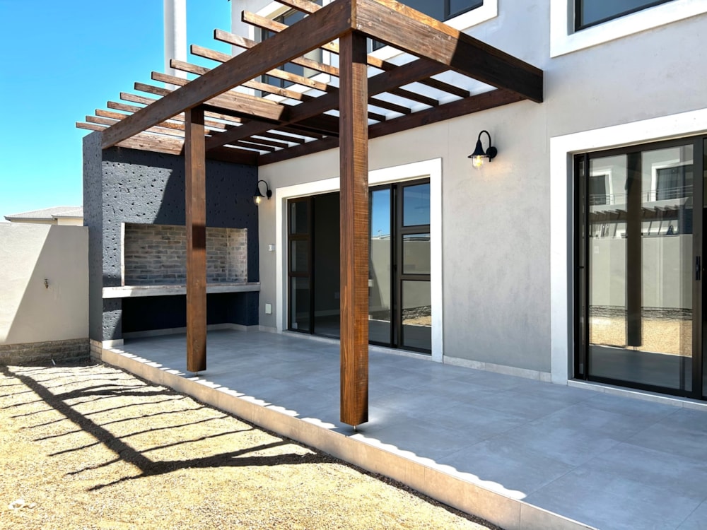 Townhouse for sale in Ocean View, Namibia - 3NM1726185