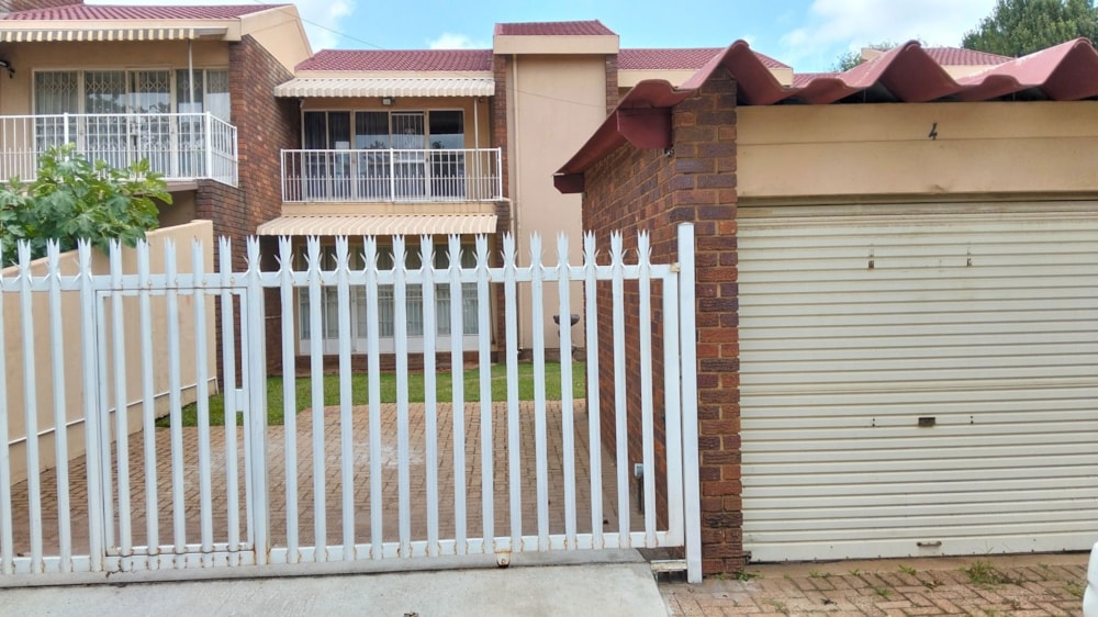 Double-storey apartment for sale in Delmas - PRN1726613