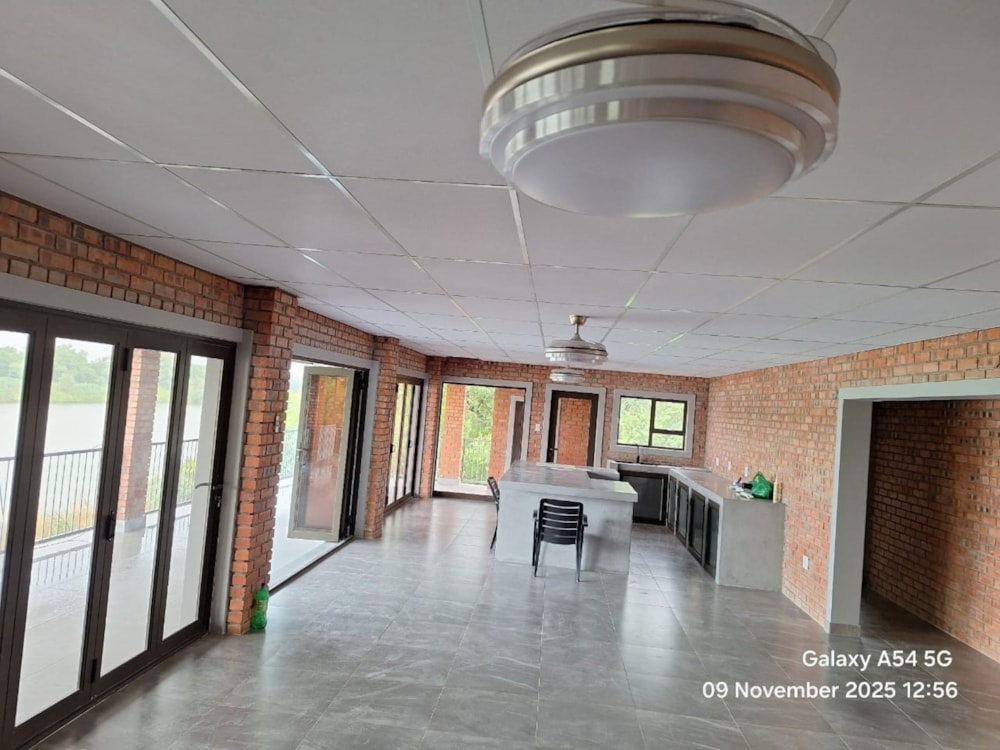 Double-storey house for sale in Douglas Rural - 1KJ1728662