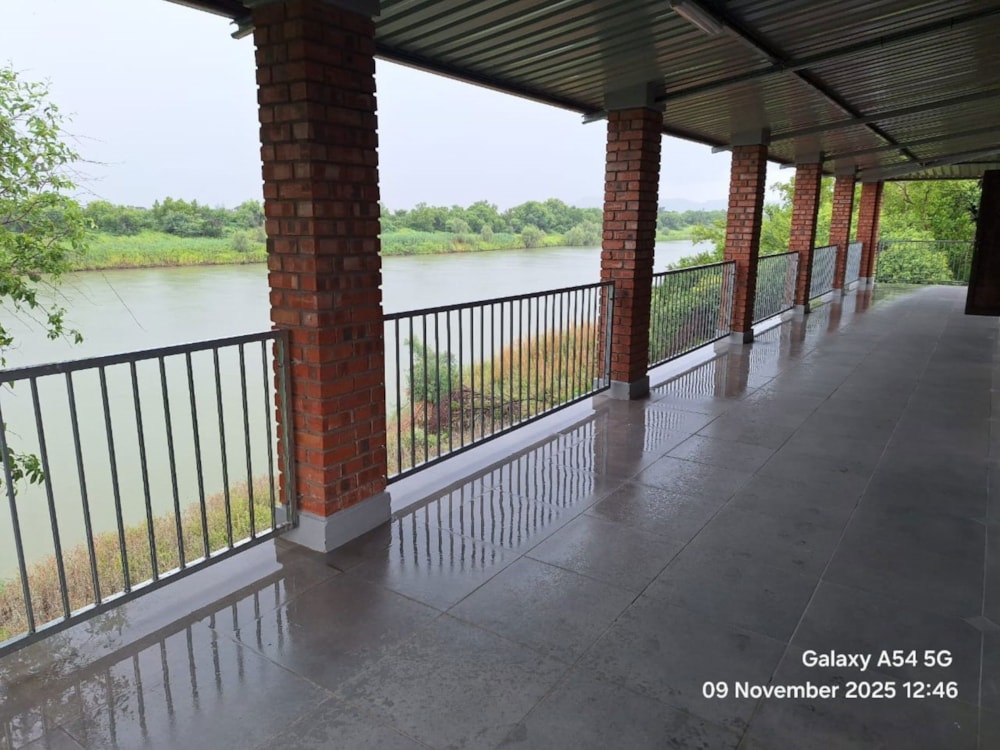 Double-storey house for sale in Douglas Rural - 1KJ1728662