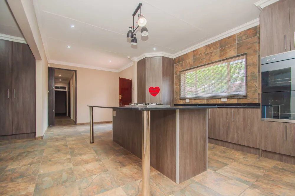 House sold in Greenhills - 1KR1726412 House sold in Greenhills - 1KR1726412